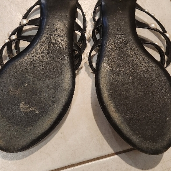 CHANEL Authentic Black Pearl and Bead Embellished Sandals - Picture 4 of 4